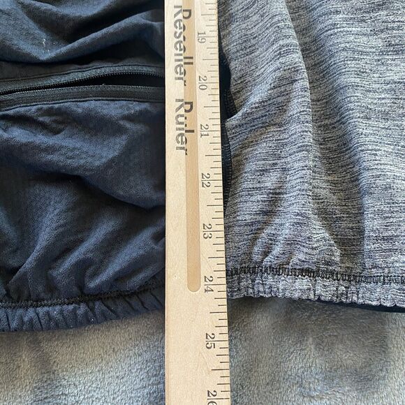 Lululemon Light Up Tank Womens 8 Heathered Black Grey Elastic Waist Back Pocket - Picture 4 of 7